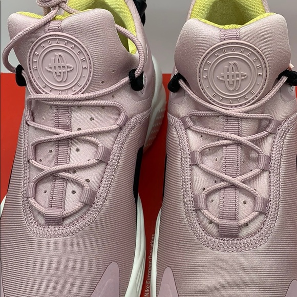 NIKE WMNS AIR HUARACHE CITY MOVE - Picture 7 of 16